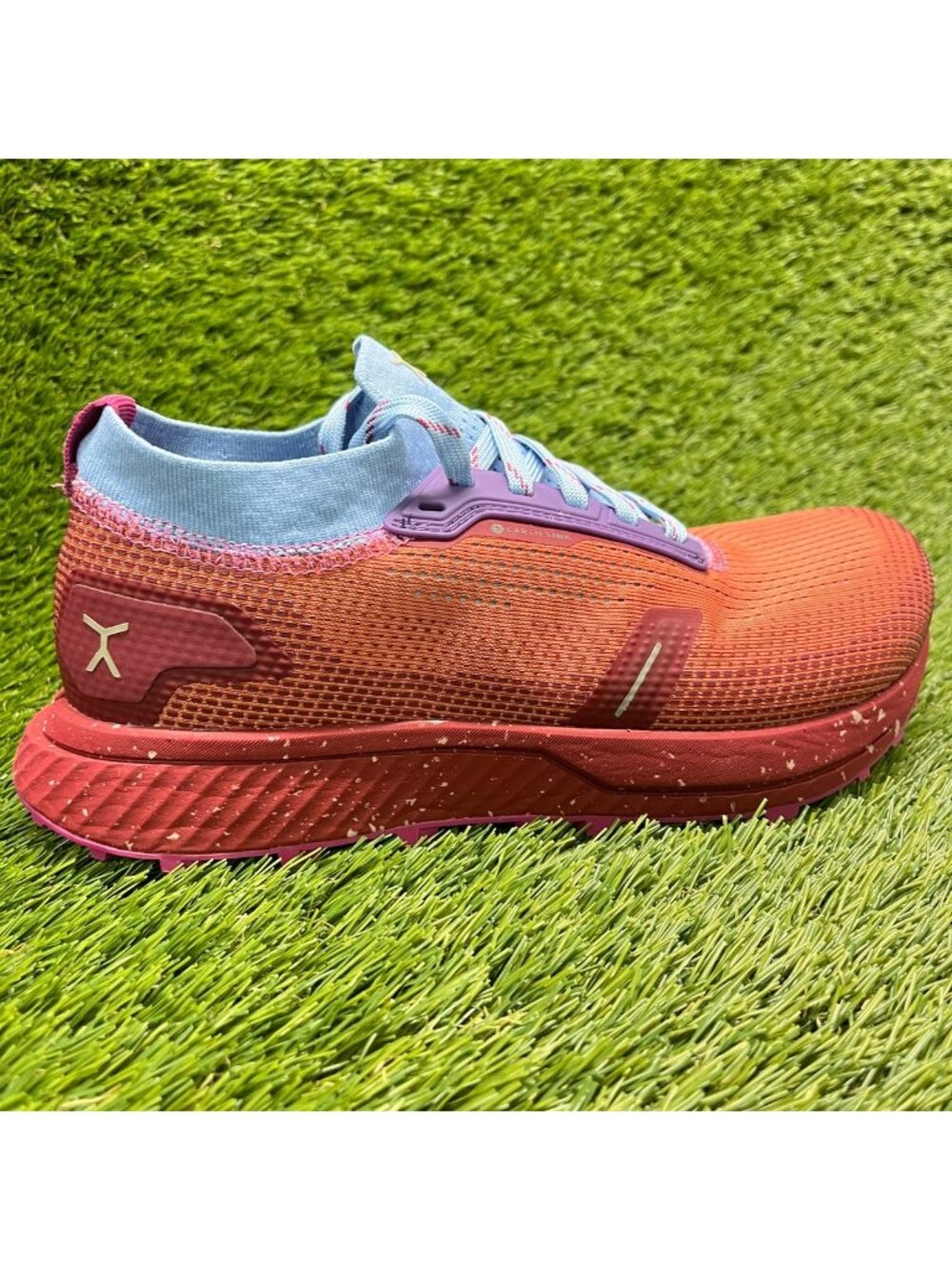 Flux Footwear Adapt Trail Runner Zion Womens Size 8 Athletic Knit Shoes Sneakers